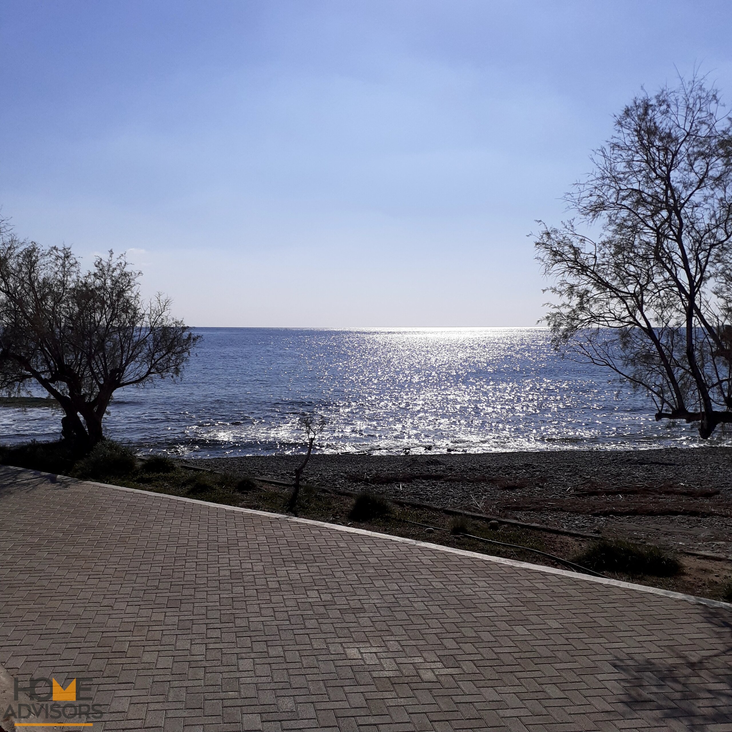 Seaside plot 800sqm in Crete