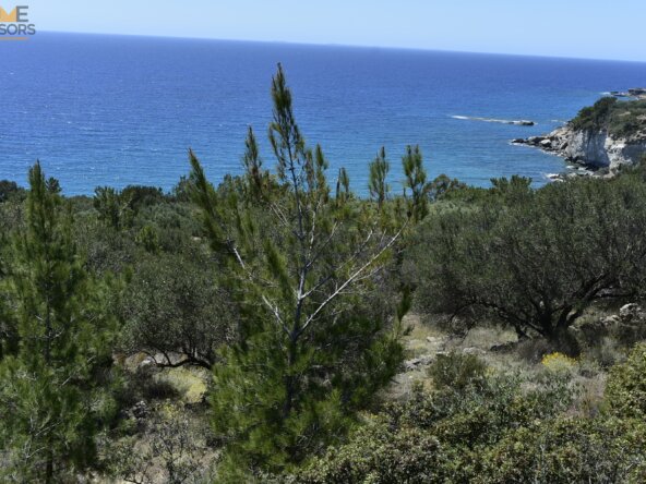 Investment seaside plot in Crete