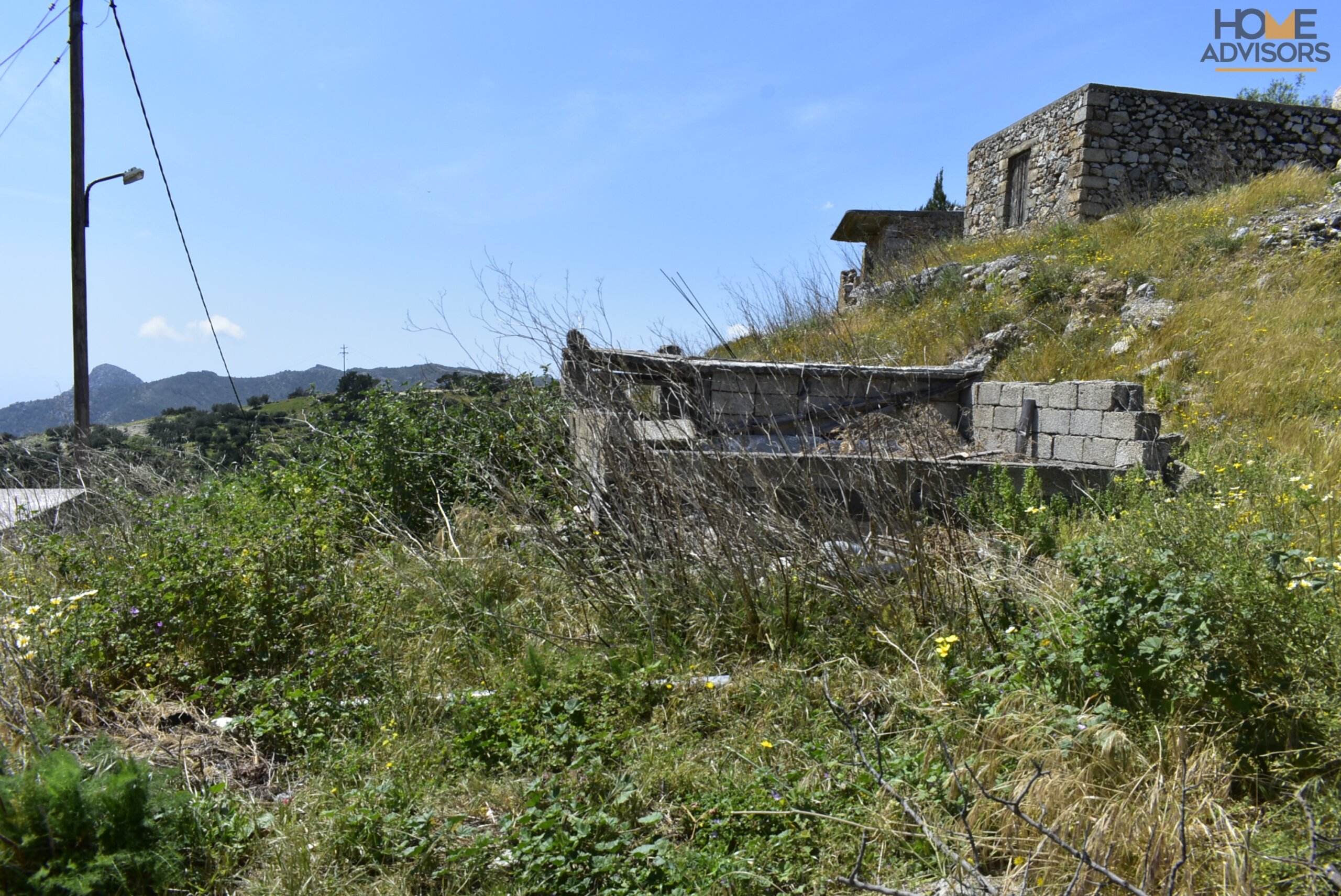 Seaview plot and old-house