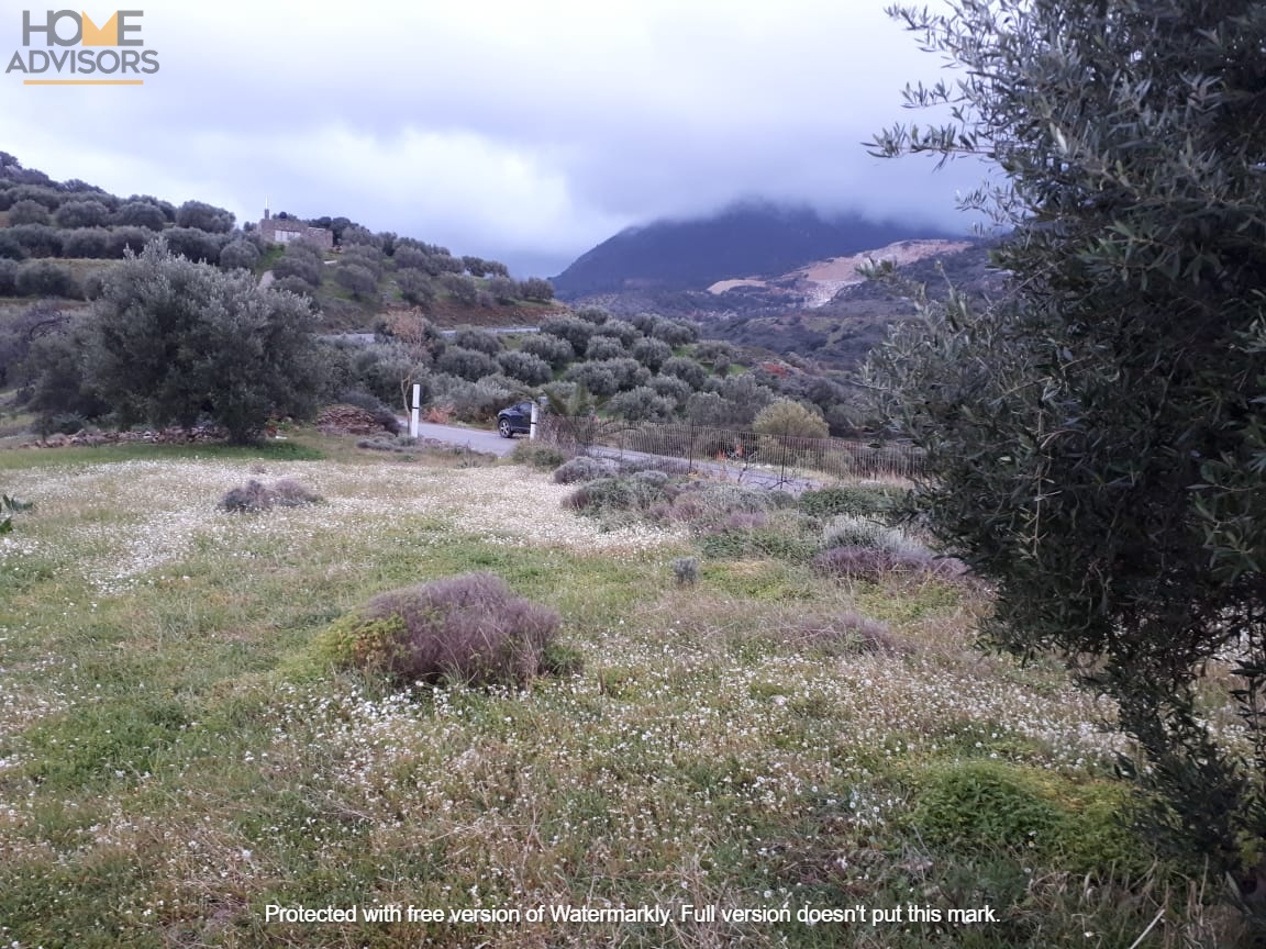 Mountainous plot outside Ierapetra