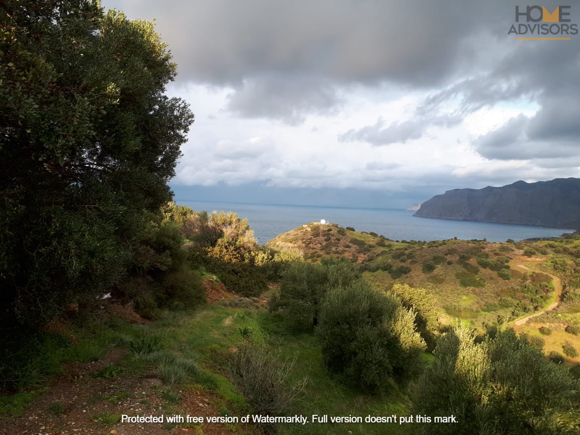 Mountainous plot outside Ierapetra