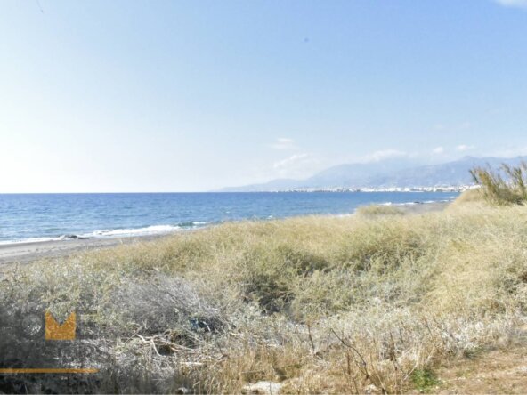 Plot on the bay out of Ierapetra.