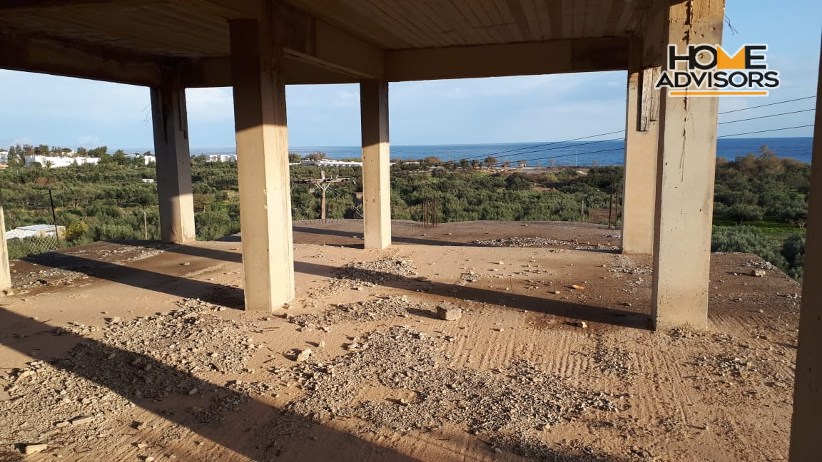 300 sqm building in a 4000 sqm plot in Koutsounari