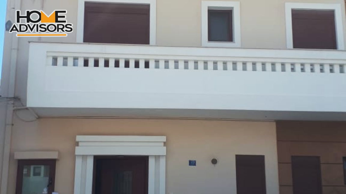 90 sqm, 3 storey, luxe apartment in the city of Ierapetra