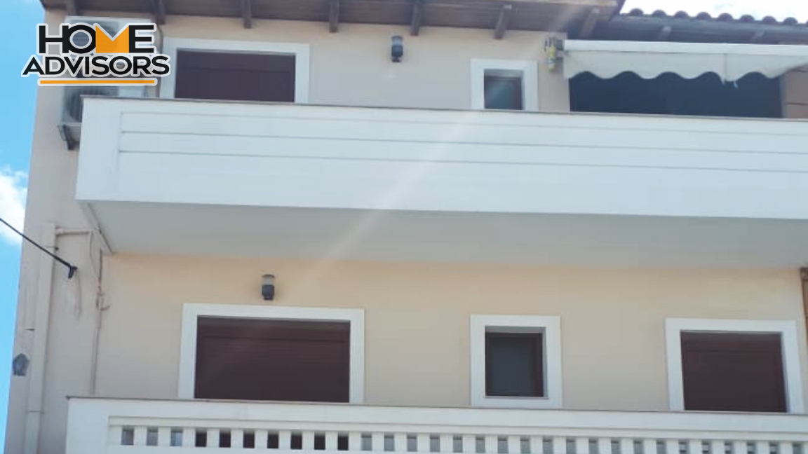 90 sqm, 3 storey, luxe apartment in the city of Ierapetra