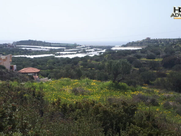 4000 sqm Plot with panoramic view outside the city of Ierapetra