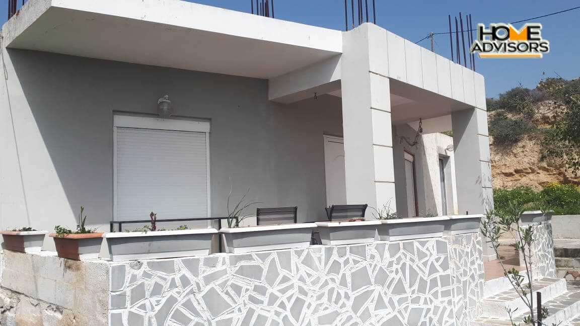 120 sqm House in a 4000 sqm Plot 3km from Ierapetra