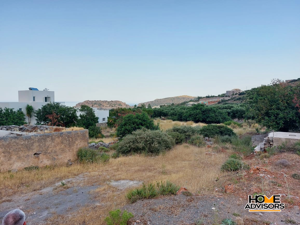 1500 sqm plot in the seaside, picturesque village of Plaka | Elounda