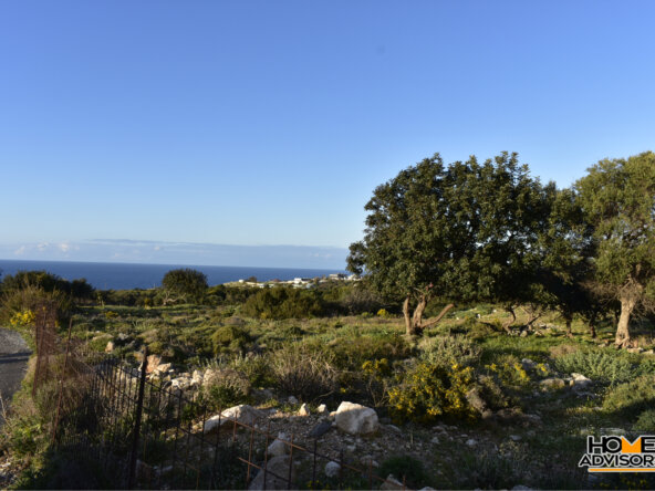 5700 sqm plot with panoramic view in the village of Gerani, Rethymno
