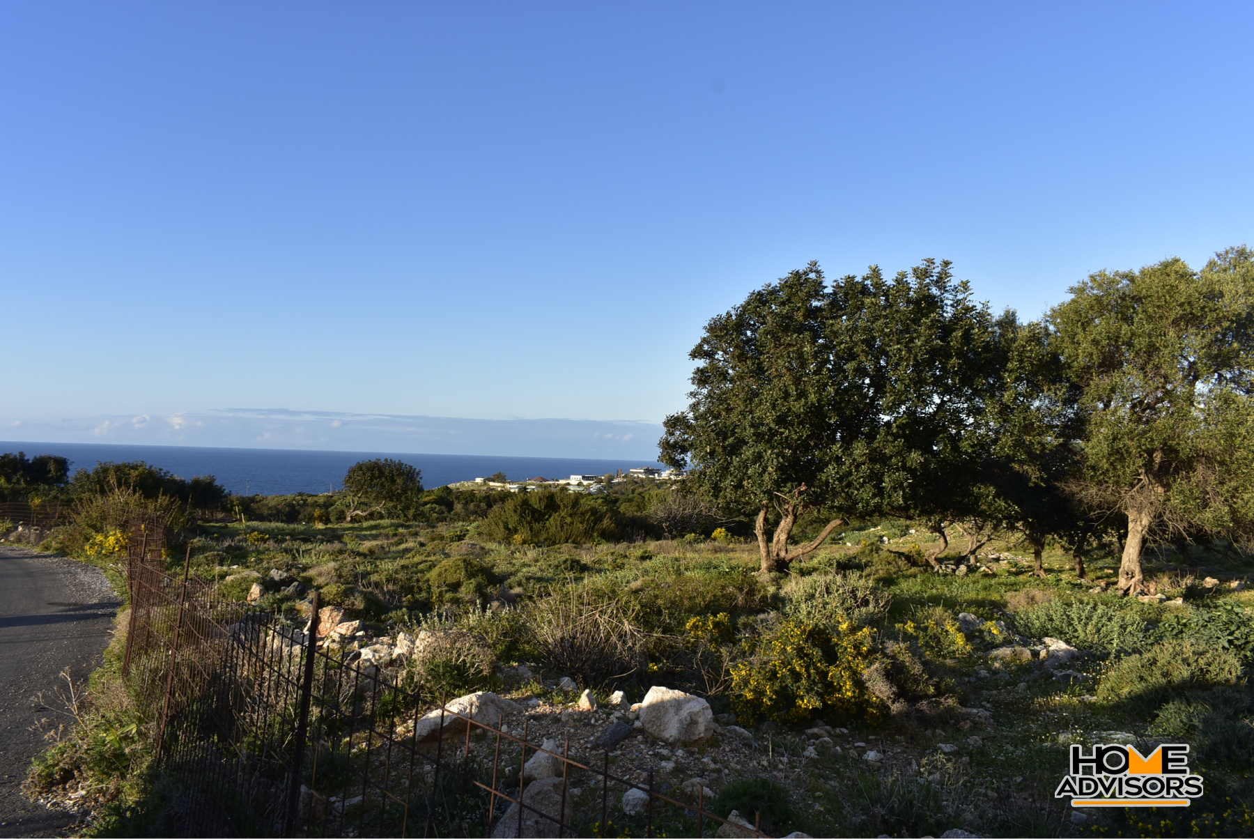 5700 sqm plot with panoramic view in the village of Gerani, Rethymno