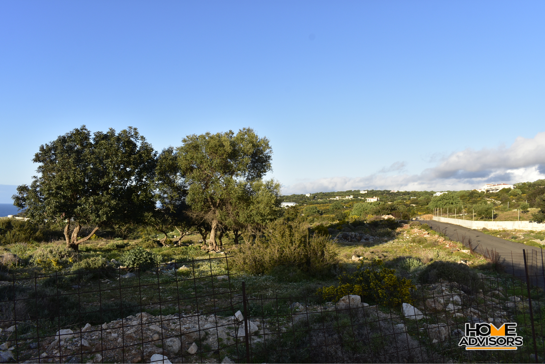 5700 sqm plot with panoramic view in the village of Gerani, Rethymno