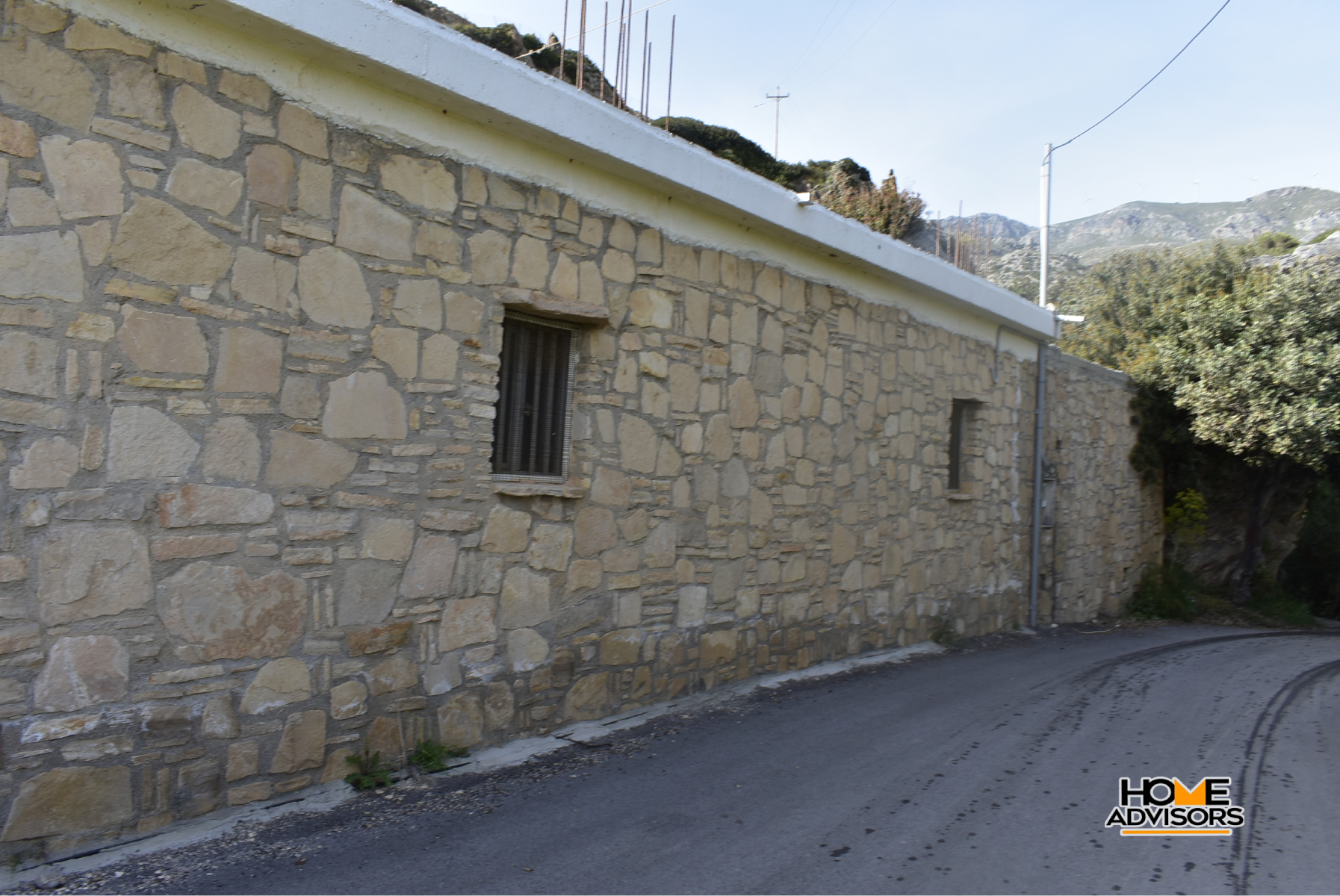 120 sqm stonebuilt building near Preveli