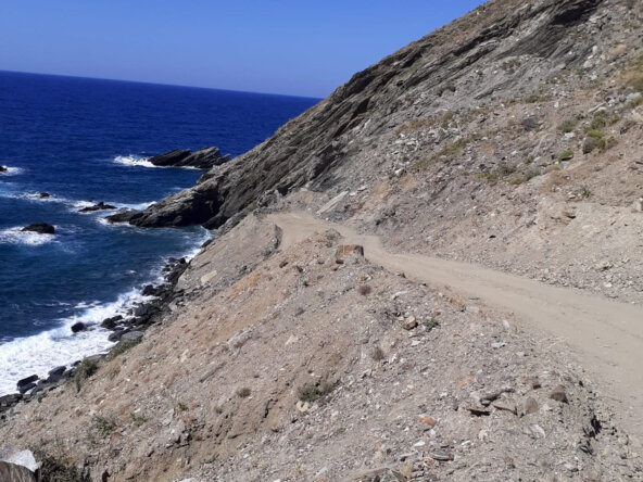 20000 sqm waterfront plot in the traditinal village of Skepasti