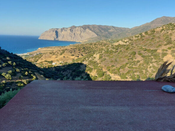 30 sqm house in a 4500 sqm plot in the area of Mohlos
