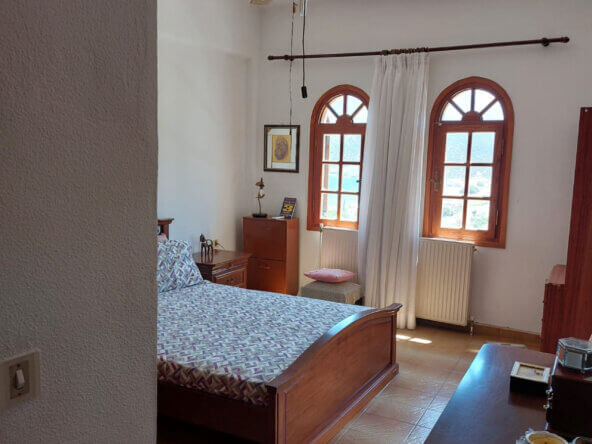 188 sqm detached seaview house in Pahia Ammos