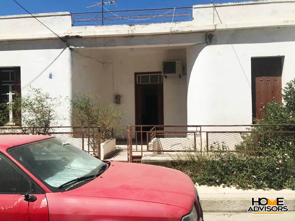 100 sqm old mansion in the city of Ierapetra